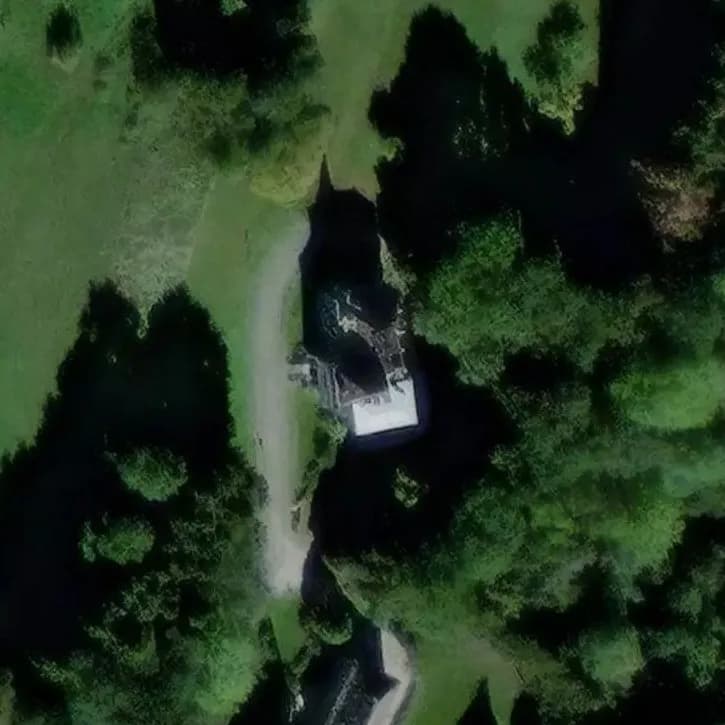 Verlaten Chateau